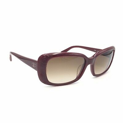 Valentino V619S 606 Burgundy Squared Frame Brown Gradient 33mm lenses